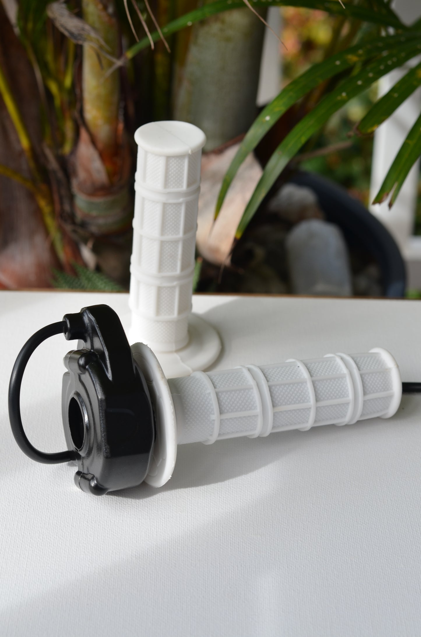 Fat Tyre Surron Throttles